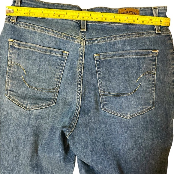 Levi Strauss Signature Mid Rise Bermuda Shorts‎ Size 27W - Picture 4 of 7